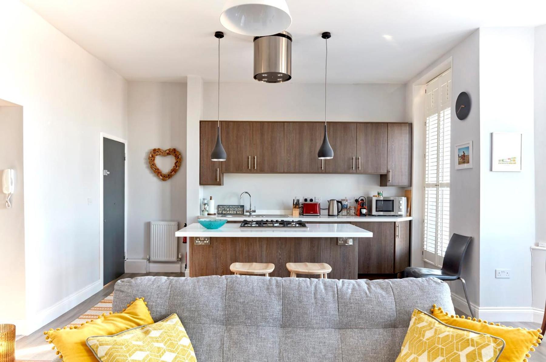 Spacious Beach Front Apartment With Stunning Sea Views Deal Exterior foto